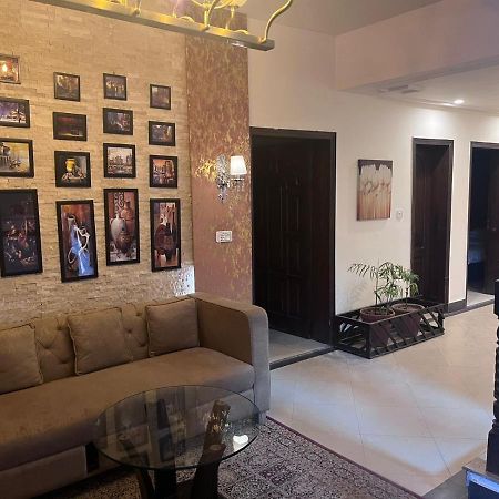 Shelton Hotel Rawalpindi Exterior foto