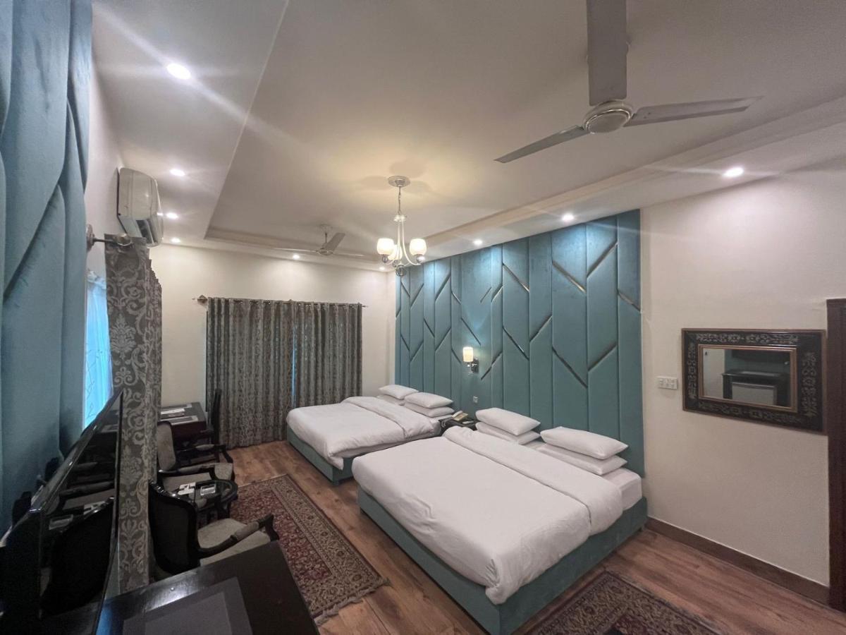 Shelton Hotel Rawalpindi Exterior foto