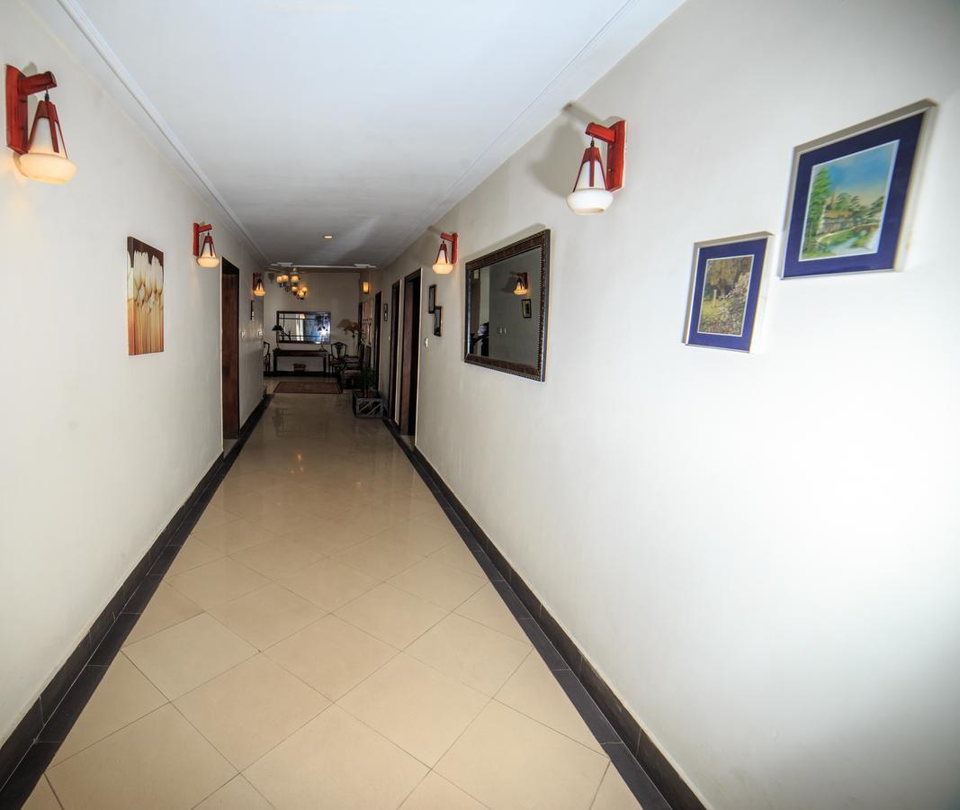 Shelton Hotel Rawalpindi Exterior foto